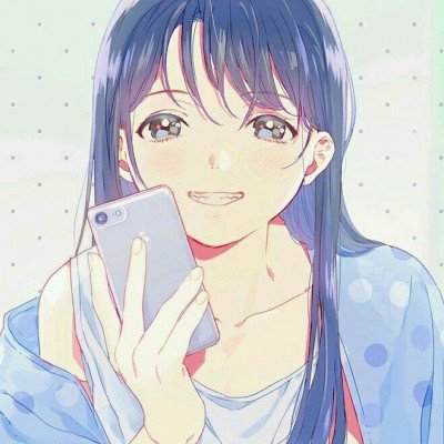 三亚一海滩露出尖锐钢筋
